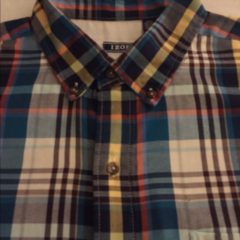 Izod Size XL Men’s Shirt Great Condition